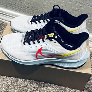 Women’s Nike Air Zoom Pegasus